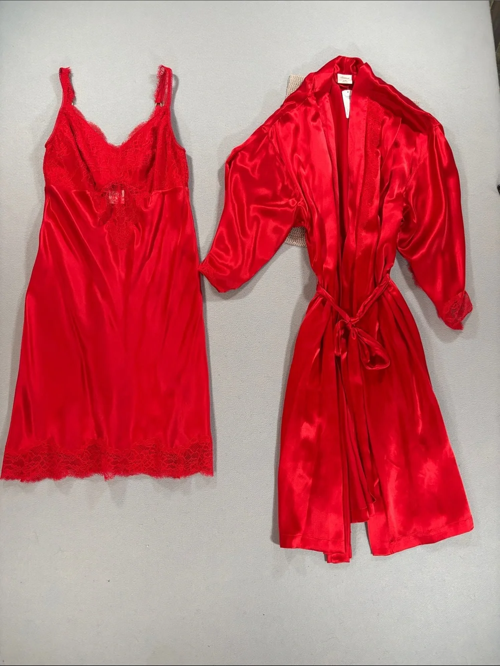 SOMA 100% Silk Red  Lace Chemise & Robe Set - Women's Intimates S